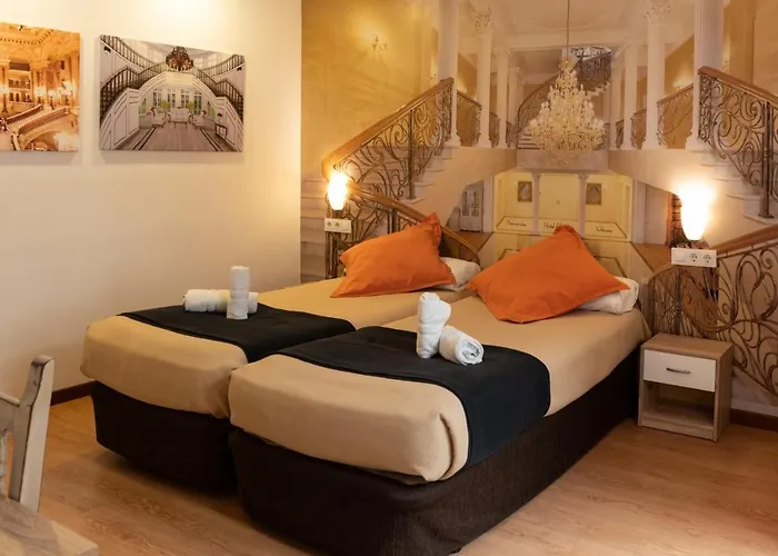 Hotel Alquimia Cadiz Отель 3*