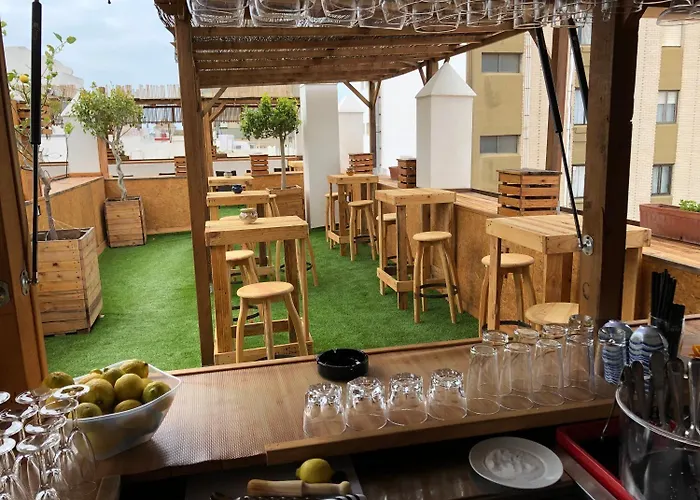 Hotel Alquimia Cadiz Отель Кадис